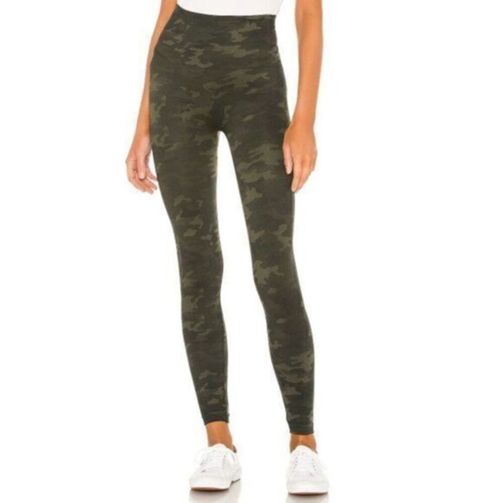 Spanx 'Look At Me Now' High Waisted Seamless Legging in Camo Green Size Medium
